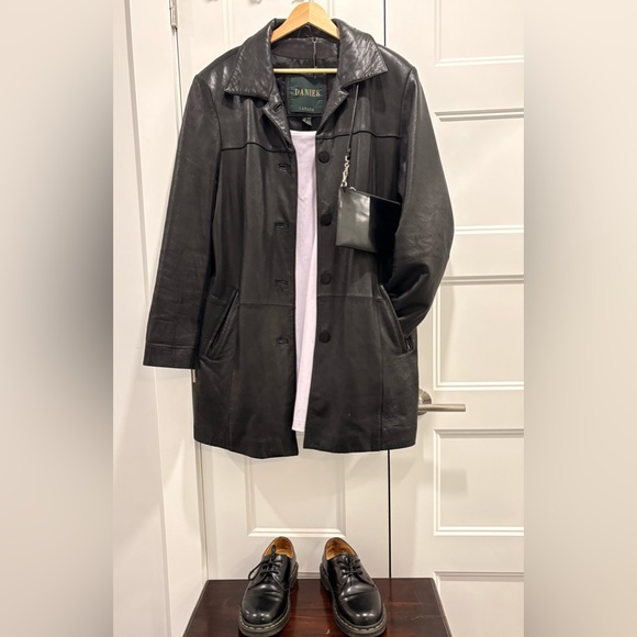 Danier Jackets & Blazers - Danier Black Leather *buttery smooth* Button-Front Car Coat (12-14 | L)